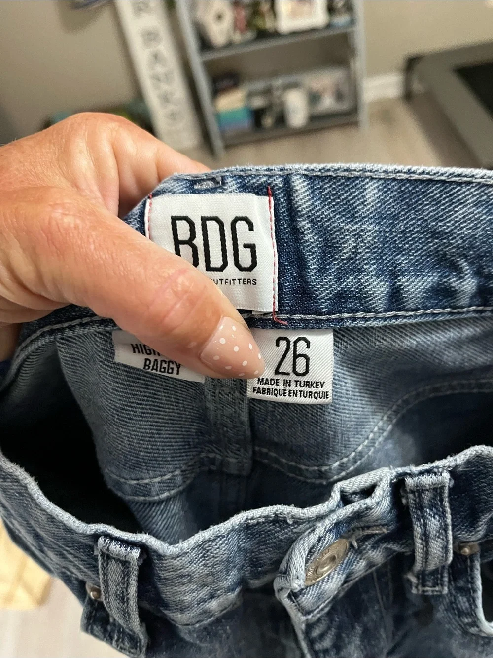 BDG women’s  high rise baggy size 26 Jeans in Washed Blue